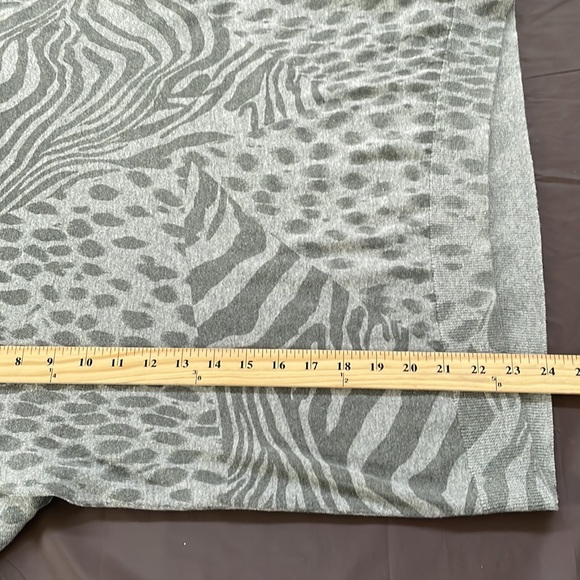 DKNY Jeans Animal Print Top Size S - Picture 5 of 5